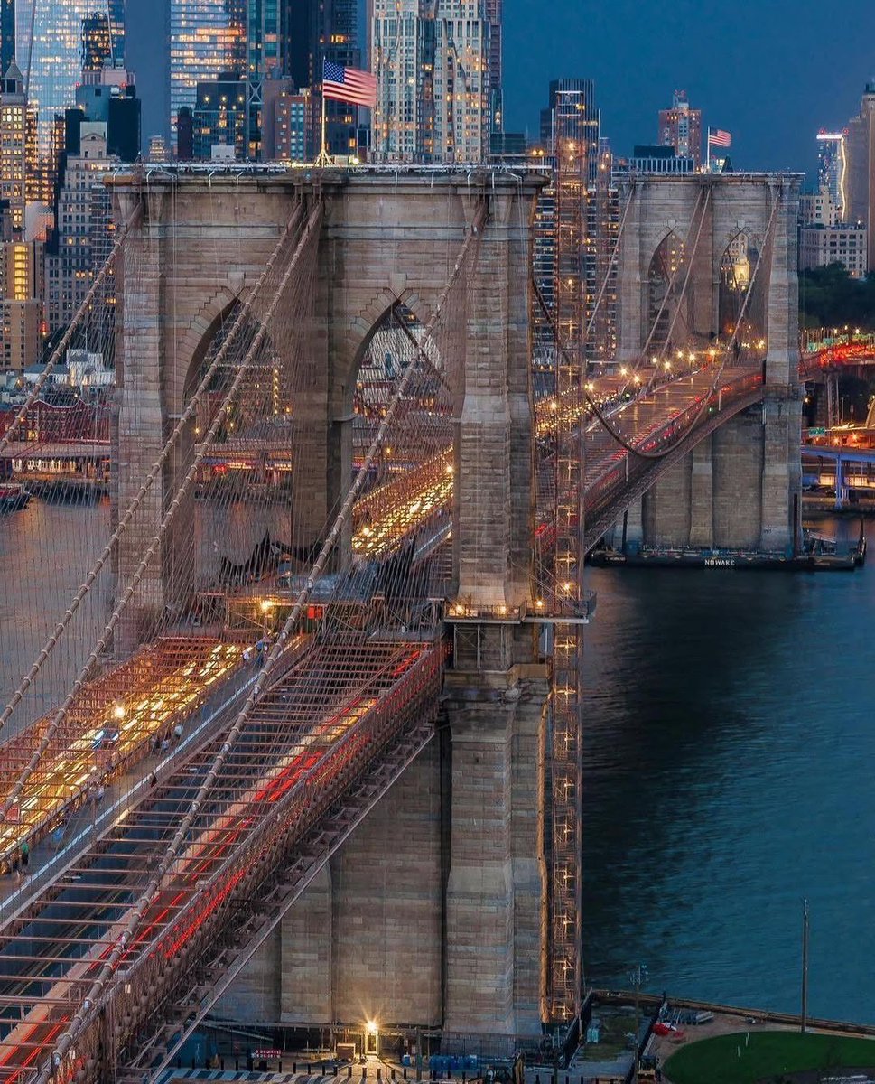 PrettyCitiesX's tweet image. Brooklyn Bridge, New York