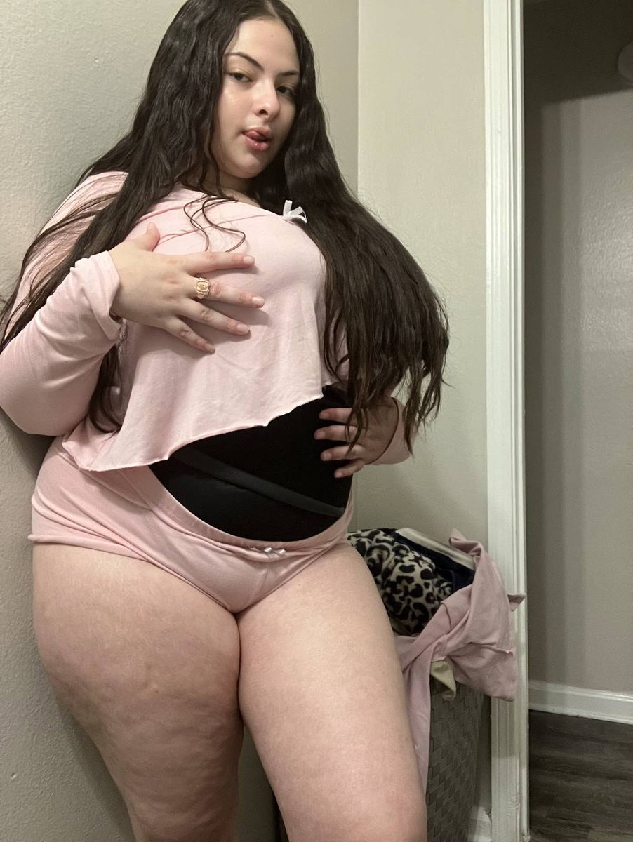 Maria_Manheim2's tweet image. Down for a massage?💆