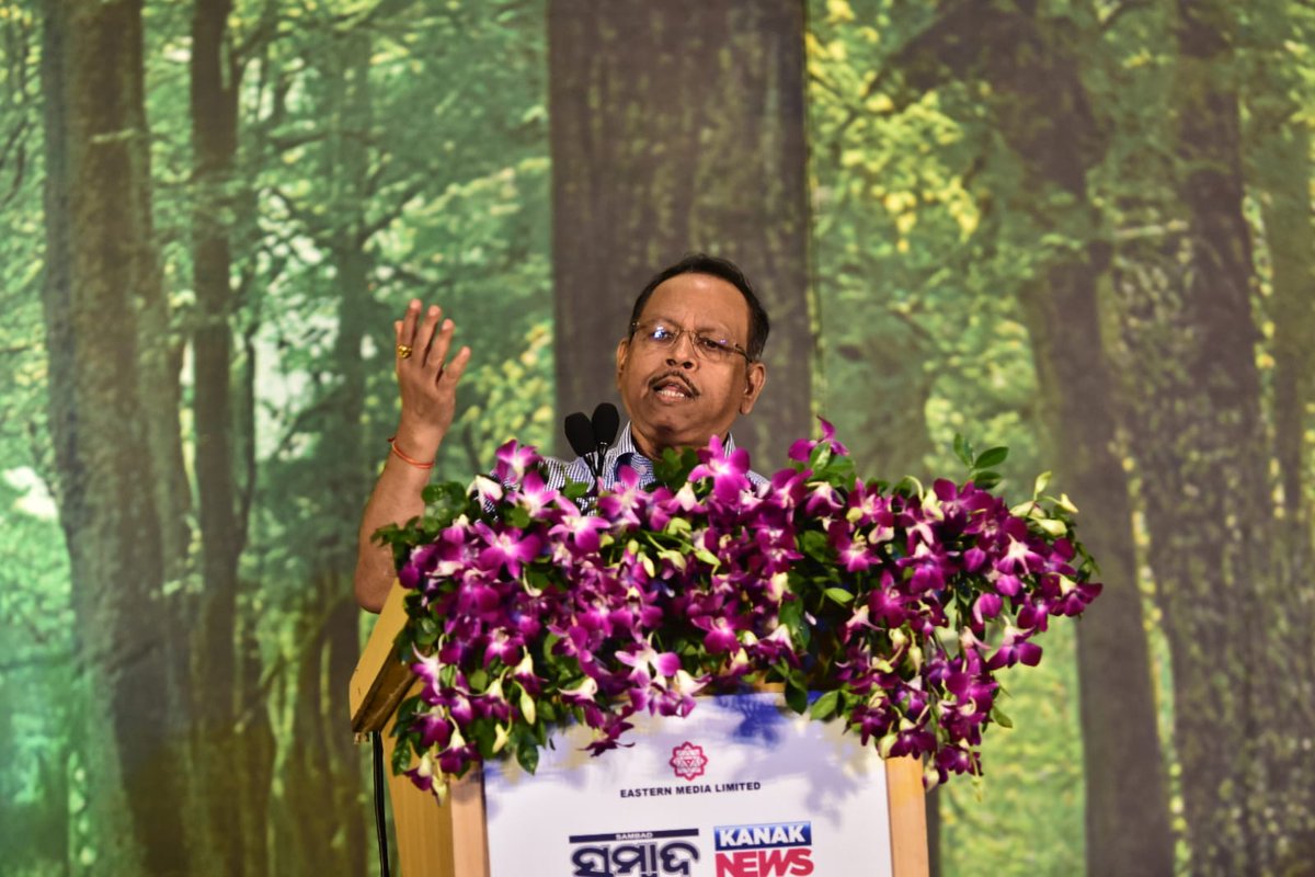 sambad_odisha's tweet image. #ପୁନଶ୍ଚ_ପୃଥିବୀ_ଅଭିଯାନ_୨୦୨୫
‘ପୁନଶ୍ଚ ପୃଥିବୀ’ ସମ୍ମିଳନୀର ତୃତୀୟ ଦିନରେ ଯୋଗଦେଲେ ଓଡ଼ିଶାର ପୂର୍ବତନ ମୁଖ୍ୟ ଶାସନ ସଚିବ ଏବଂ ଓଇଆରସିର ଅଧ୍ୟକ୍ଷ ପ୍ରଦୀପ କୁମାର ଜେନା  
#ClimateActionNow #EarthAgain2025 #SustainableFuture #ClimateAction #GreenFuture #Conference #Odisha #Sambad @EarthAgain_IN @tanaya_p