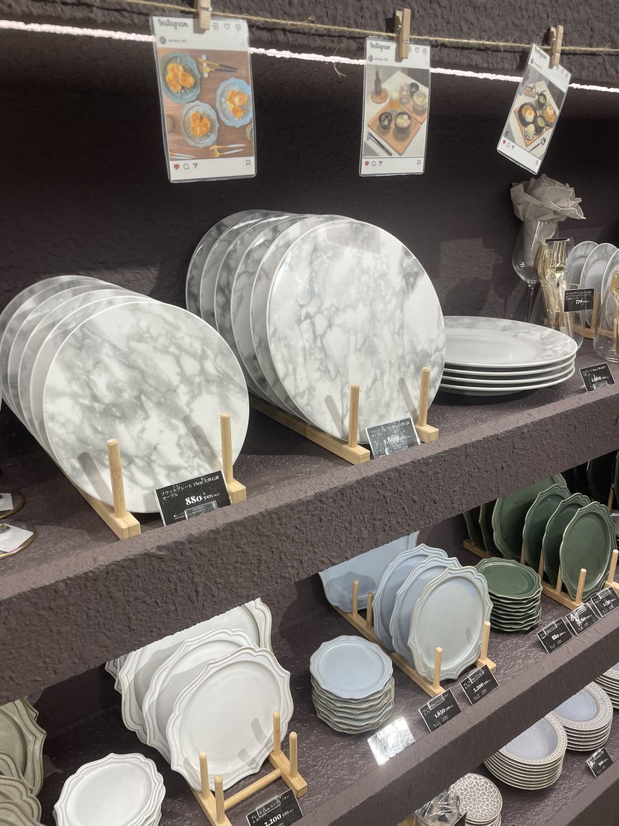 hinaminejp's tweet photo. 恵比寿にある『EAST table』っていうお皿屋さん可愛いくて種類豊富でとても良かった...𓌉◯𓇋 食器が可愛いと料理するモチベーション上がるのでおすすめ🫶🏻 https://t.co/mphSDP4V4v