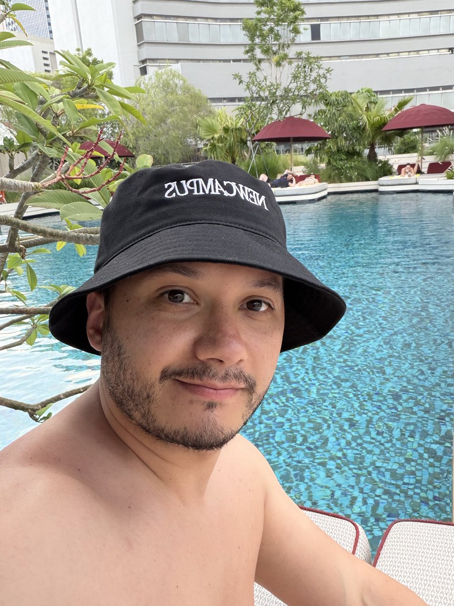 Work hard, float smarter. Thanks for the drip, <a href="/newcampushq/">NewCampus</a> 😎