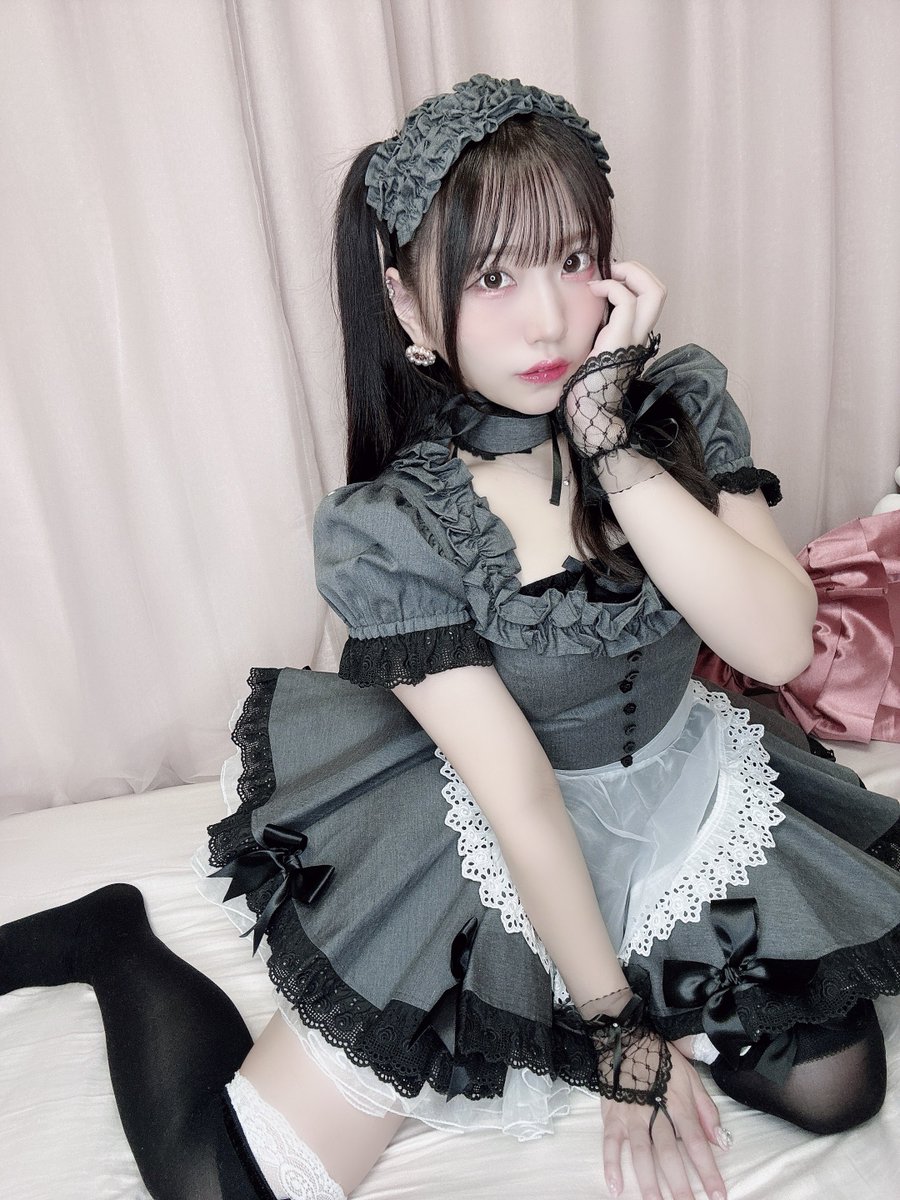 himari_sirosaki's tweet photo. 君がご主人様？

私をメイドにするなんて子生意気ね、ご主人様♡ https://t.co/3KfkwpbpWG