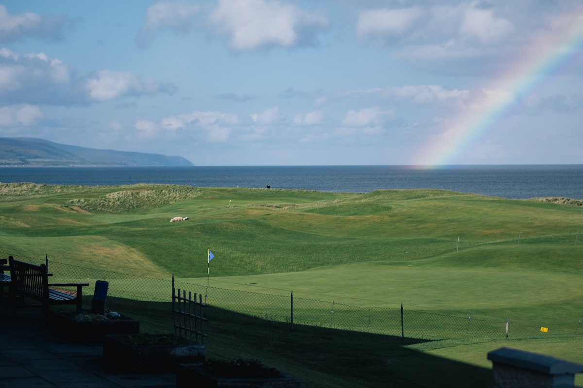 There's still plenty of time to get a round of golf in at Brora! before the clocks change. From November 1st, you can also take advantage of our £80 green fee. The course will close to visitors on Sunday, November 16th.

➡️ broragolfclub.co.uk/visitorbooking/