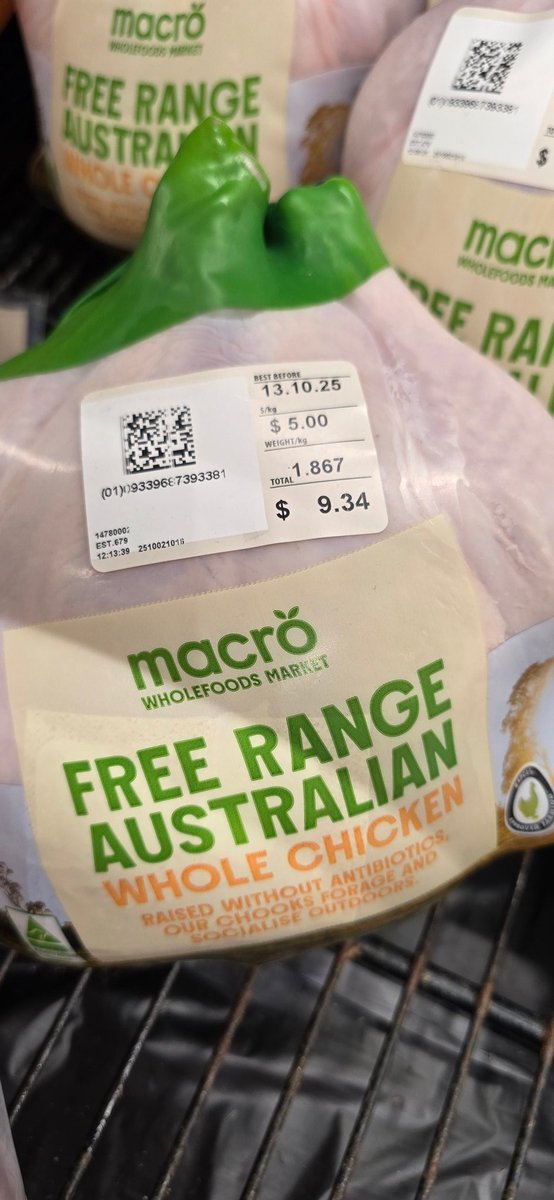 Steven Thomson tweet media