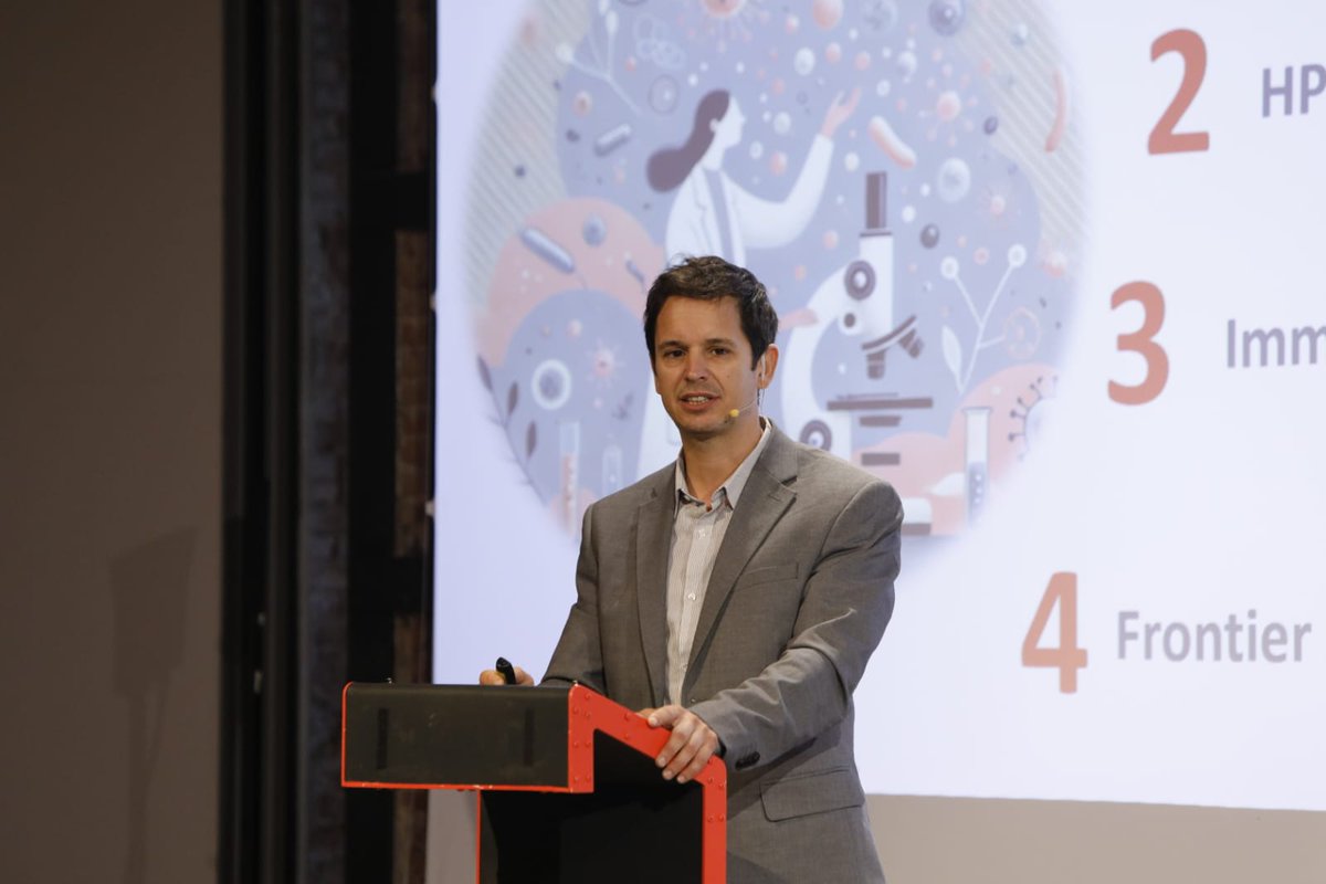 ScienHub tweet media