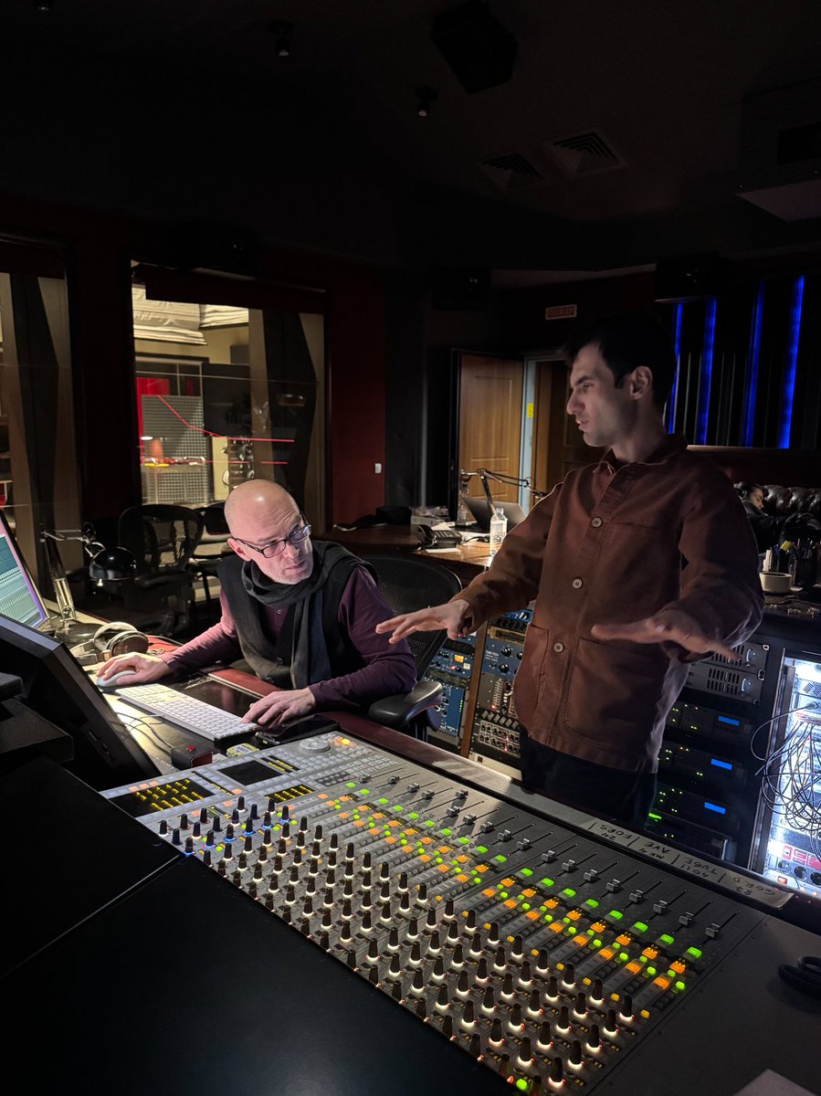 tigranmusic's tweet image. Hey folks!  
Here is a new song that I have been waiting to share with you impatiently. "War Time Poem" is from my upcoming album 𝗠𝗮𝗻𝗶𝗳𝗲𝘀𝘁𝗲 (out on February 6), and it’s dedicated to all children that live through war times, some of whom end up becoming artists, poets…