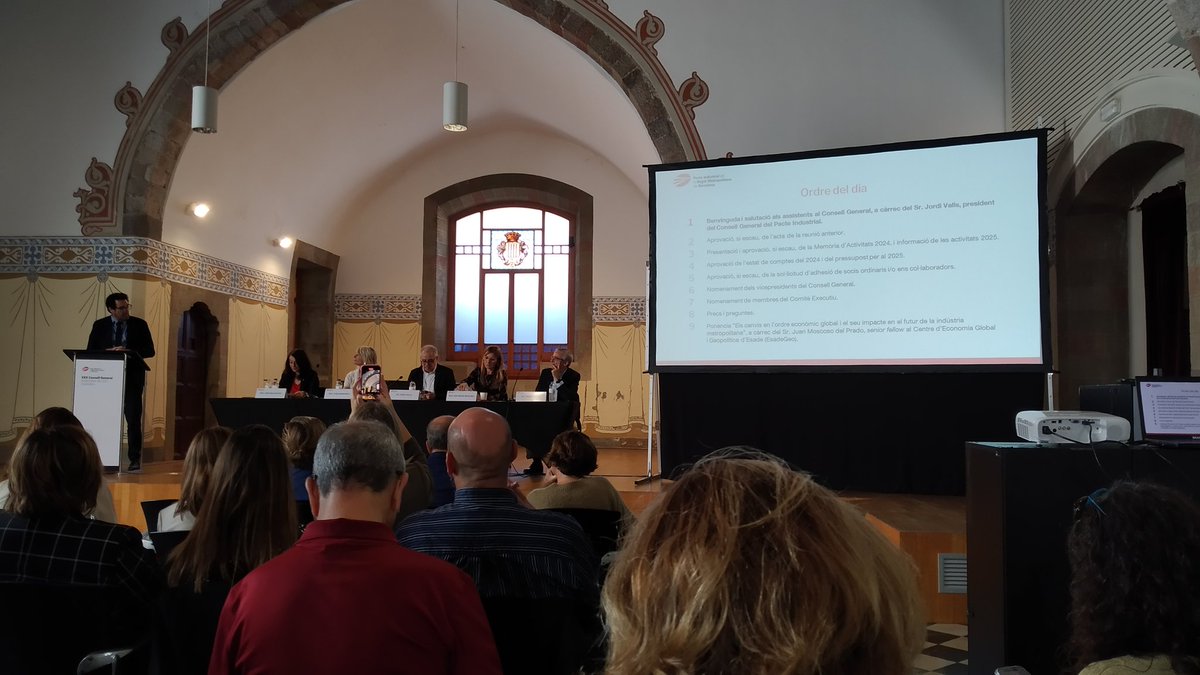 Avui al Granollers assistim al XXX Consell general del Pacte industrial de la regió metropolitana de Barcelona. Reptes com recuperar el 25% del PIB i i el reequilibri territorial estan sobre la taula. Cal saber transformar les responsabilitats en oportunitats
