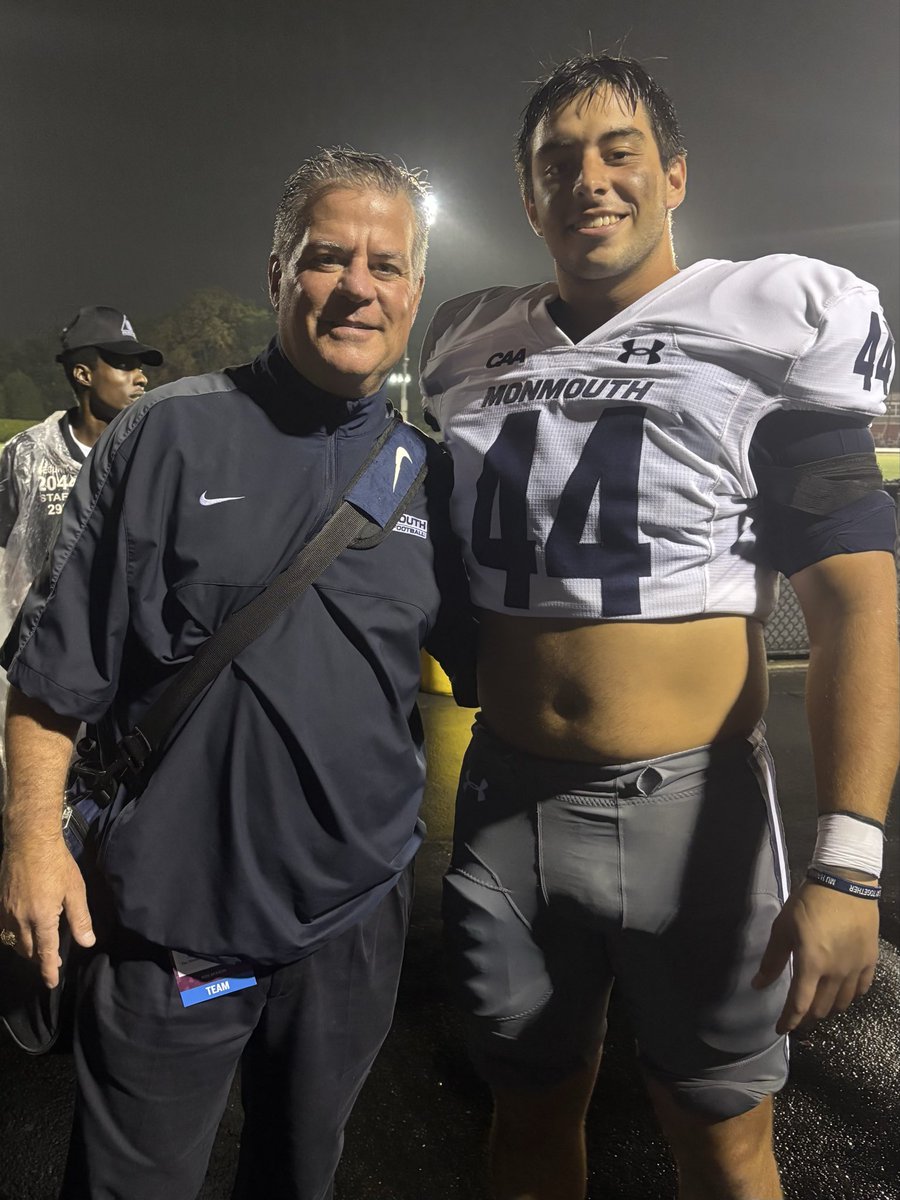 TGFarrellSr's tweet photo. HAPPY BIRTHDAY @ConnorFarr44!  You quietly go about your business and achieve with humility and determination.  You put team above self. Your love and passion for others is displayed by your loyalty and commitment to those close to you. Keep grinding! love you &amp; proud of you!!!! https://t.co/ni6MDPsyJ4