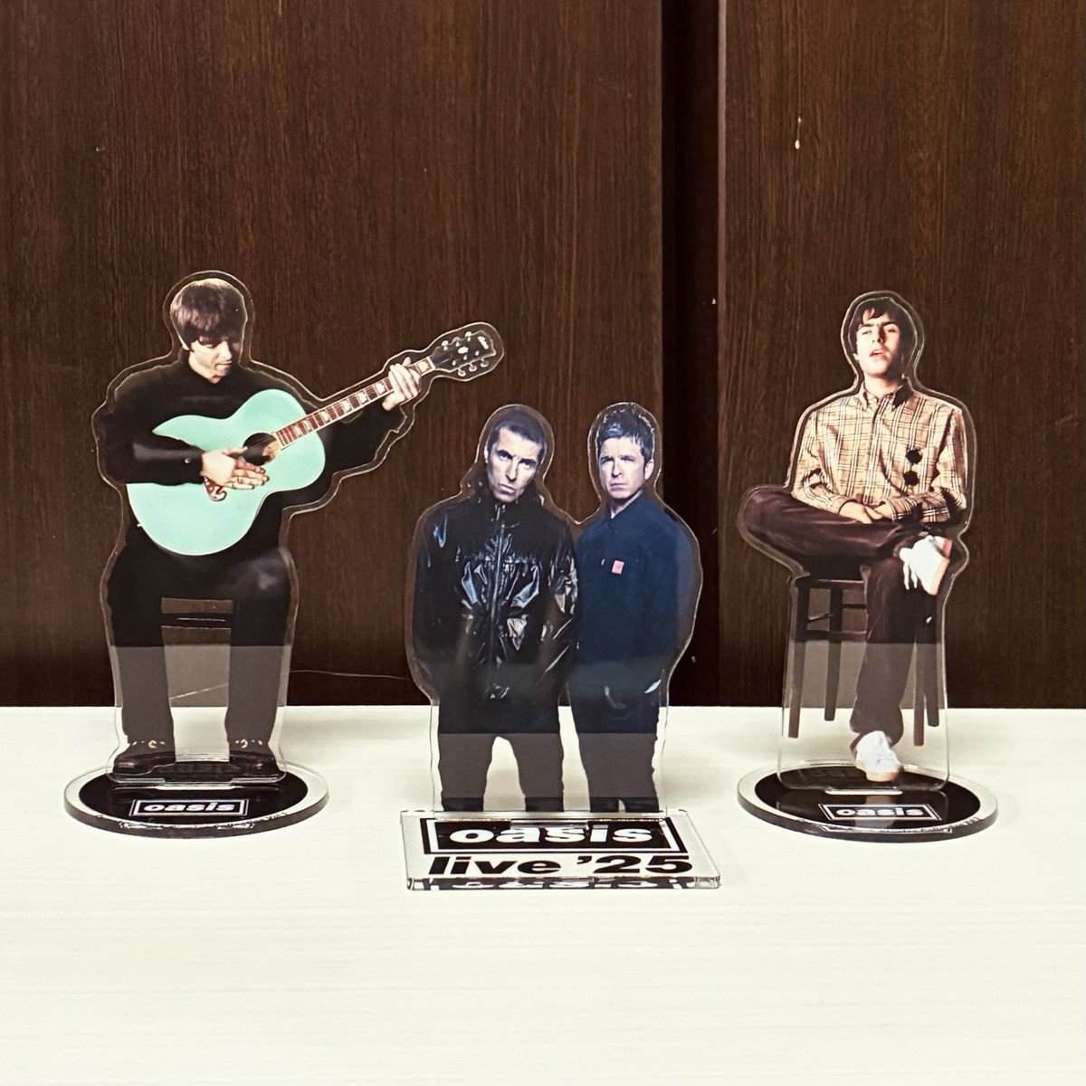 oasis アクリルスタンド Oasis Live '25のアクリルスタンドが届いたので、去年発売された7万8千
