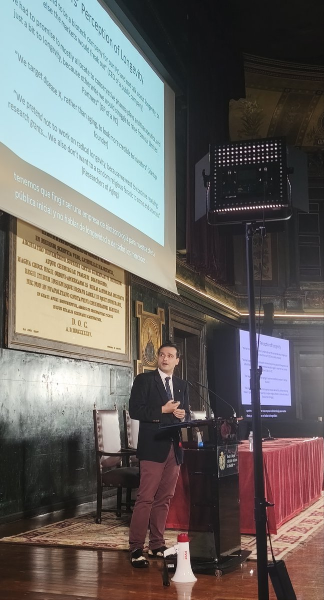 angelversetti's tweet image. Longevity industry is nascent, but it already offers an infinite market size, because who in the world does not want to live healthier longer? Thank you Jose @cordeiro  for inviting me to speak at Transvision Madrid alongside illuminaries @aubreydegrey @prof_horvath @raykurzweil