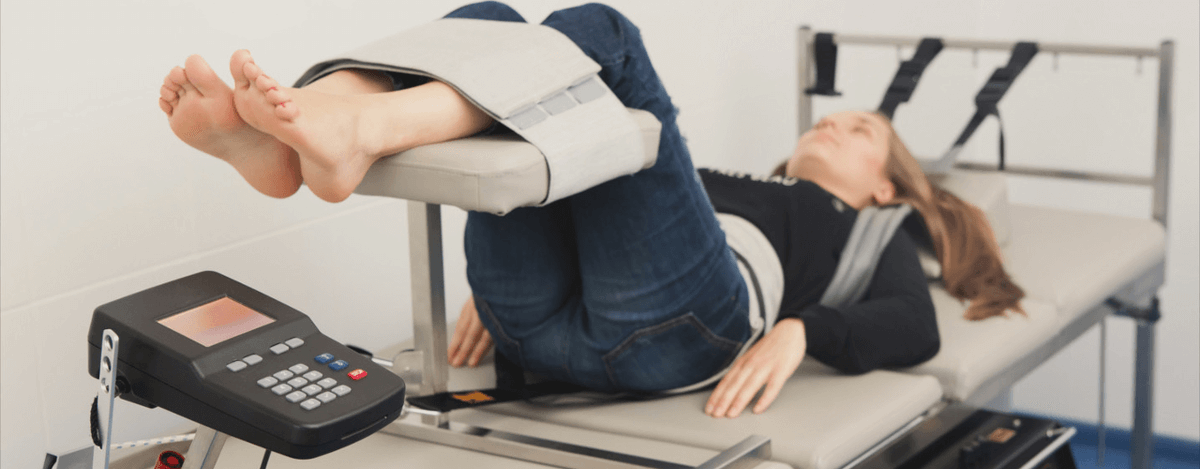 Las tablas de inversión son una forma de tracción espinal que consiste en colgarse cabeza abajo en un cierto ángulo para obtener beneficios sobre el dolor de espalda y la ciática 🙃
🔃 ¿Resultan efectivas?
medspine.es/traccion-verte…