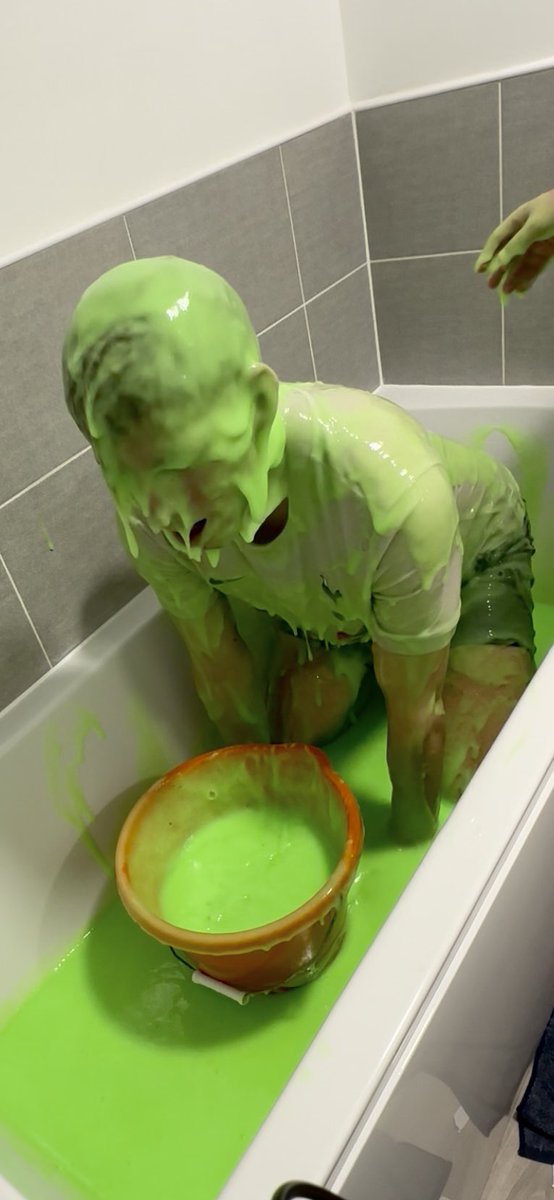 TheGungee tweet media