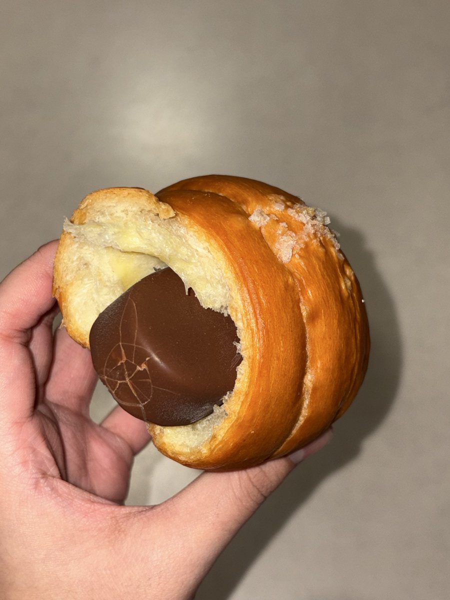 ohmayot's tweet photo. 유행이라길래🌀🍫 https://t.co/UjKT7ukPaj