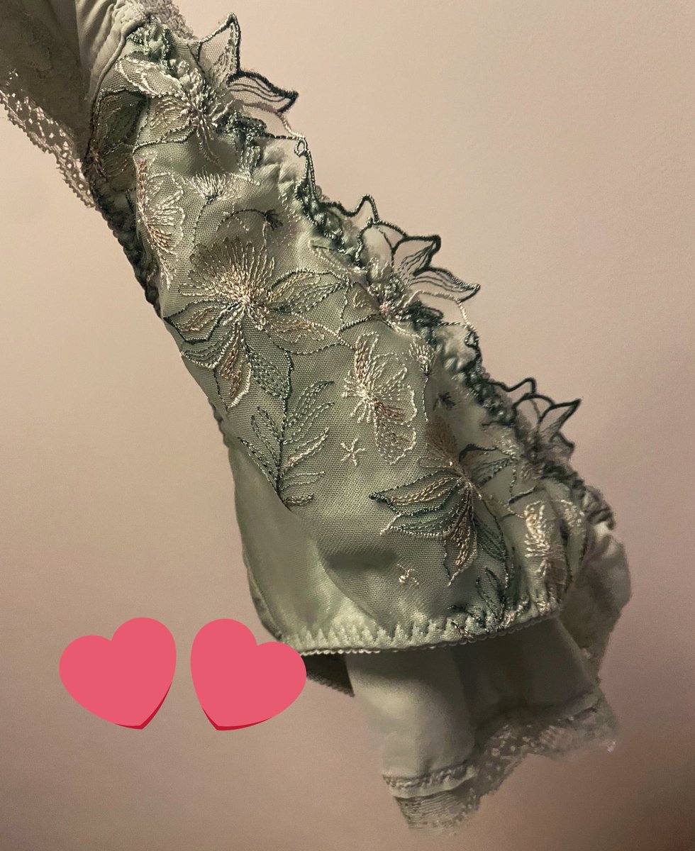 おひさしぶりです♡
慣れないお仕事で疲れちゃって低浮上でした՞ඉ  ̫ඉ՞

おひさしぶりの今日のおぱんつ♡
 #下着売り子