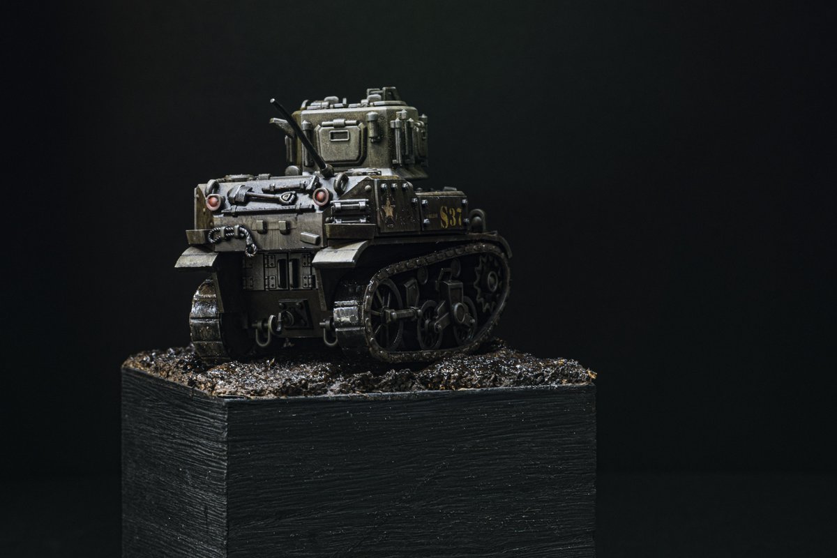 _g_m_k_z's tweet image. 🪖MENGMODEL World War Toons アメリカ軽戦車 M5 スチュアート🪖
できた～～！足元の濡れ感、ぐちゃっと汚くてめちゃ良くできた！！！ 私戦車つくるのうますぎんか
もともと小さくて可愛い軽戦車なのに、さらにずんぐり丸っこくて萌えデフォルメすぎる
#プラモデル #戦車模型 #MENGMODEL