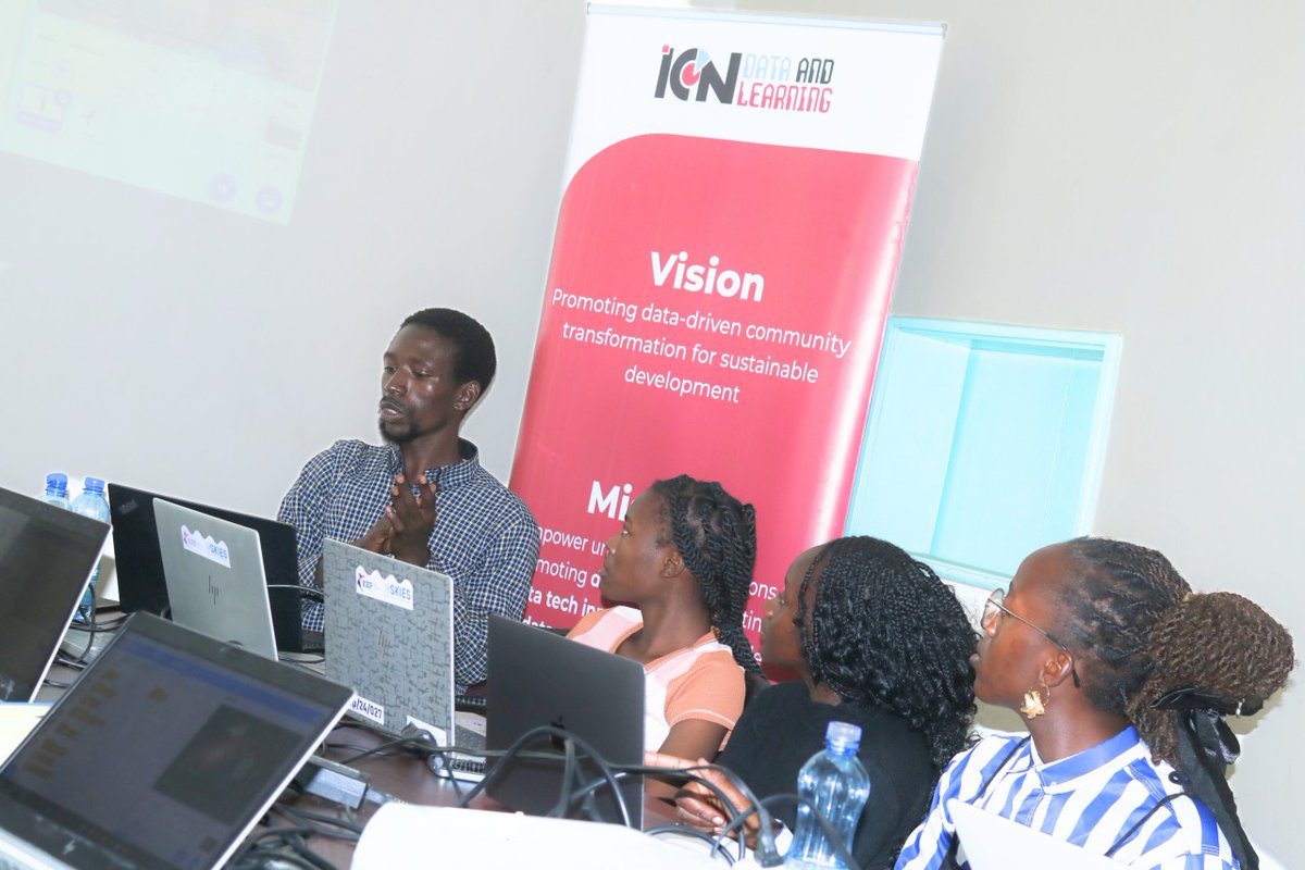 Cee_Jay1_'s tweet image. Over the weekend, I joined the 2nd edition of the ICT 4 Girls Bootcamp organized by @IDL_Labs, an inspiring experience seeing girls explore coding, web design, innovation & digital literacy. Here’s to girls who create, lead & thrive! 💪💙
#GirlsInICT #WomenInTech