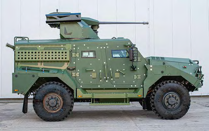 RyszardJonski's tweet photo. WARAN 4x4 with an integrated ZSMU 30/40 turret from Huta Stalowa Wola.
The combat weight of the ZSMU 30/40 is under 1,500 kg, including a single Spike ATGM launcher.
The main armament is a 30 mm Mk.44S Bushmaster II cannon, capable of firing ABM ammunition, and a coaxial 7.62 mm Bushmaster Chain Gun Mk.52.
The elevation range is -12° to +65° and can be increased to +70°.
The ammunition capacity is 200 rounds of 30x173 mm (120 and 80 rounds) and 400 rounds of 7.62x51 mm for the machine gun.
The ZSMU 30/40 mm is being developed primarily with potential export customers in mind.
In-plant testing is scheduled to begin in the fall, using a Waran 4×4 carrier.
Source: Andrzej Kiński WiT 09/25
📸HSW