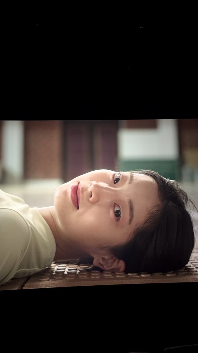 low_rains1's tweet photo. Dahyun is so beautiful in the is movie! her acting is top notch 🏆

#Dahyun #RunToMe #TwiceDahyun https://t.co/udZdjIVbC9