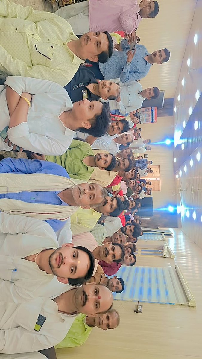manjusingh333's tweet photo. जनपद हरदोई के विकास खण्ड पिहानी में नेक्स्ट जेनरेशन GST रिफार्म पर आयोजित विधान सभा गोपामऊ के व्यापारी सम्मेलन में मुख्य अतिथि के रूप में सम्मिलित हुआ साथ भारतीय जनता पार्टी के पदाधिकारी गण , व्यापारी गण, प्रधान गण भारी संख्या में उपस्थित रहे। @BJP4India @BJP4UP @myogiadityanath https://t.co/Rc8nT9rN4z