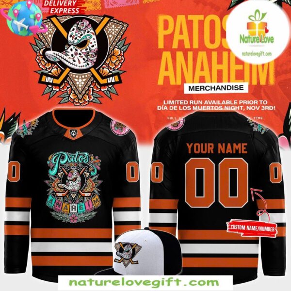 naturelovegift's tweet photo. Celebrate the spirit of the season with the Dodgers Día de Muertos Hockey Jersey, a striking fusion of sports pride and cultural homage.
https://t.co/AwGsN8CAwP
#Dodgers #DíadeMuertos #HockeyJersey #LosAngeles #TeamApparel https://t.co/BTiazWnWBI