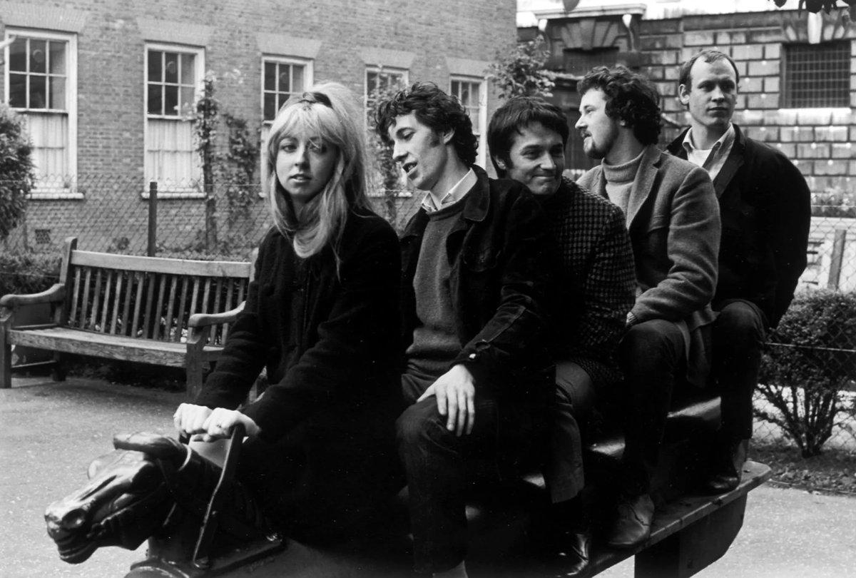 CherryRedGroup's tweet image. 🍂 #Pentangle's final album Solomon’s Seal (1972) marked the end of one of British #Folk's most visionary bands. Discover the story behind the record, tracing their journey from Light Flight to their last spell together.
 🔗 cherryred.co.uk/blog/solomons-…
#FolkMusic