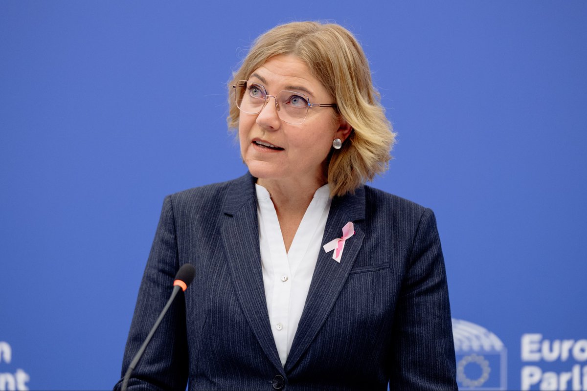 Let’s put AI into action with the Apply AI Strategy!

The new strategy presented today is designed to boost the use of AI across both industry and the public sector.

⬇️