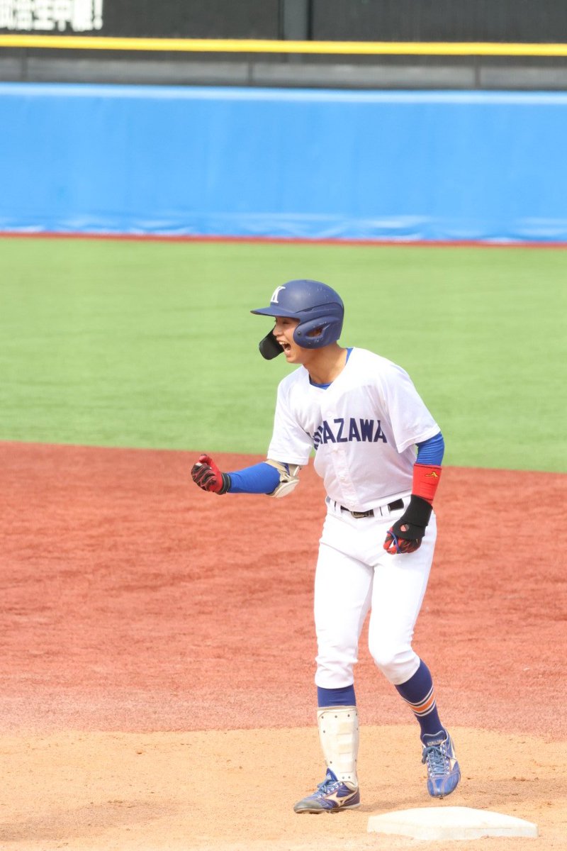 Aaaa725611's tweet photo. ◎初タイムリー
登藤海優史(仙台育英①)
今日はクリーンナップに大抜擢、3番ショートで昨日に引き続きスタメン出場した登藤
初ヒットを放った昨日に続き、同級生高木から勝ち越しのタイムリーを放ちました❤️‍🔥
チャンスを希望に変えた登藤海優史、もう守備だけとは言わせない⁉️

#守りのみゅうじか�� https://t.co/eVfEXvRNtI