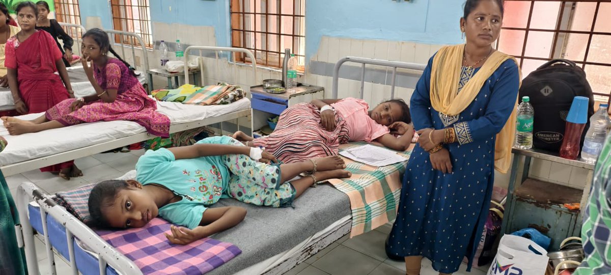 Gopi_YSRCP_'s tweet image. కురుపం లోని బాధ ఇప్పుడు మొత్తం ఆంధ్రప్రదేశ్ బాధ.
#KurupamHealthCrisis #InHumanAPGov