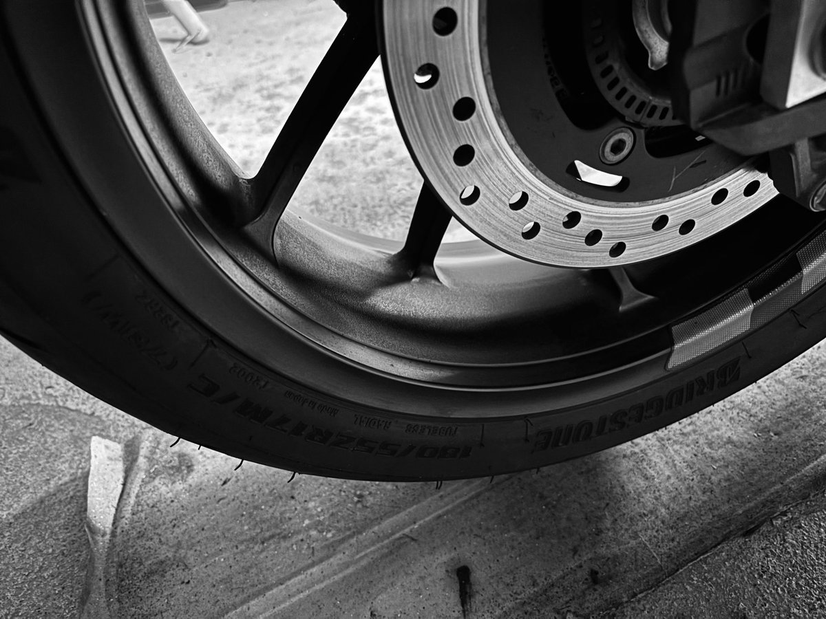 neverexplain61's tweet image. #Détails 🏍️ nettoyée prête à repartir… 😊✌🏻