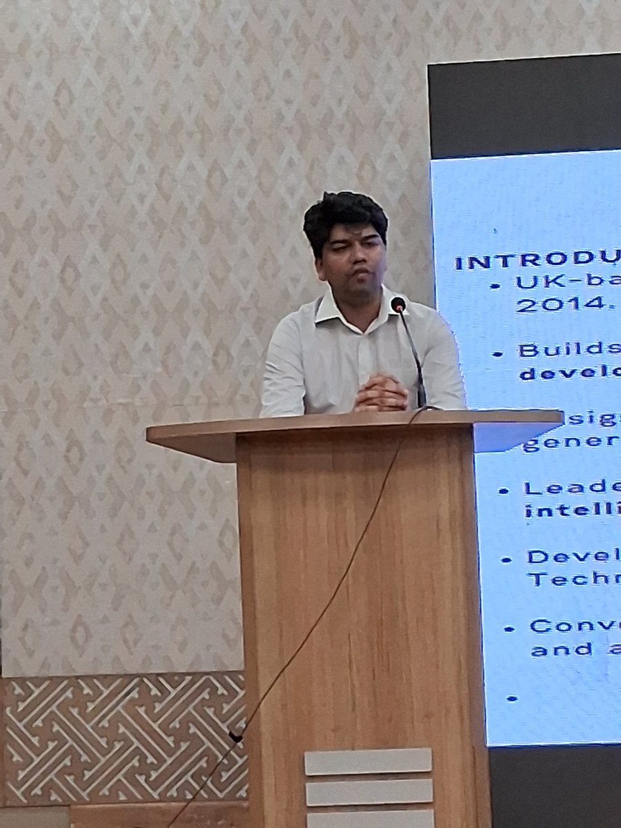 CSSPR_UOL's tweet image. Taha Yasin Bhatti is delivering his talk  entitled &quot;Energy Distribution Optimization and EV Infrastructure
Development using AI - The MIRAI
AI Platform.&quot;