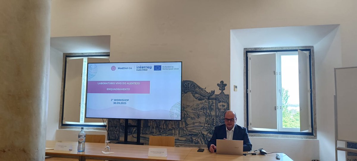 med_diet_go's tweet photo. ADRAL launched the Mediterranean Diet Living Lab in #Alentejo 🇵🇹 with a workshop at @UnivEvora to align goals, define pilot projects, and boost collaboration.
Next: pilot launch, summary, and a “one-stop shop” for local initiatives.
#MediterraneanDiet #LivingLab #InterregMED https://t.co/jy5lJXTqBm