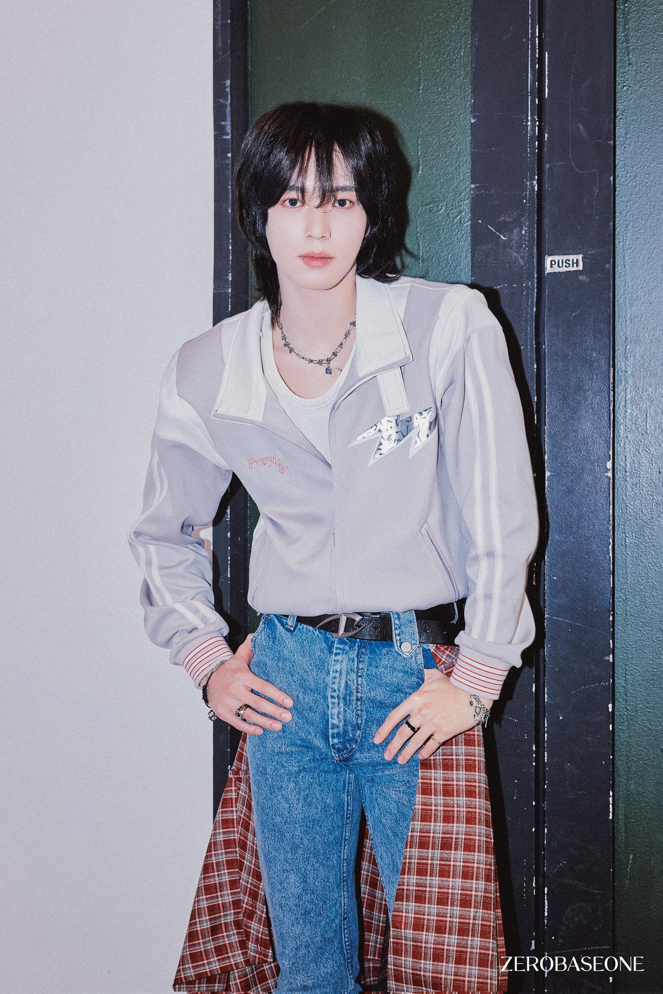 NewKids idid ジュンファン ジュナン カバン HAN YUJIN INDONESIA on X: 