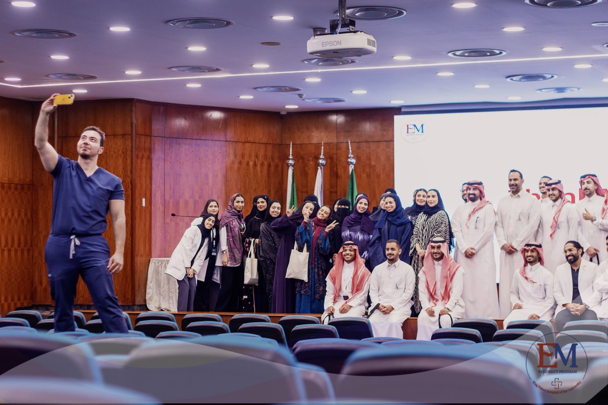 A week full of Emergency Medicine!🏥

Incredible opportunity to be part of the 4th International Conference of Emergency Medicine team,
and the pleasure of attending the Emergency Medicine Academic Activity Day. 

 Grateful for the valuable lessons and the remarkable insights🤩