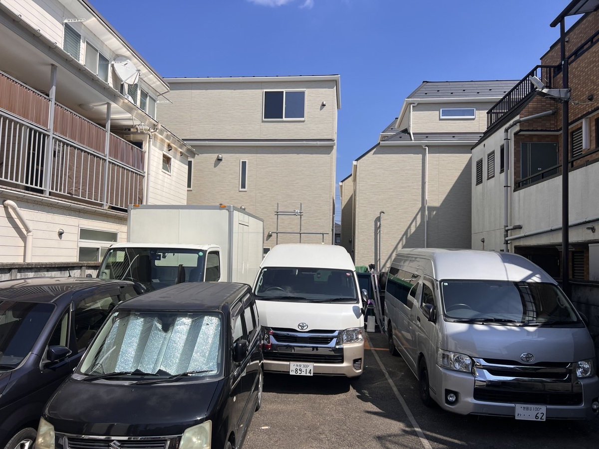 久々の投稿が募集になってしまうのですが…

2年前にメディア業界向けのレンタカーと制作備品リースの会社を立ち上げました。
2年の紆余曲折を乗り越えて、とても忙しくなり人手が足りなくなってしまいました。。