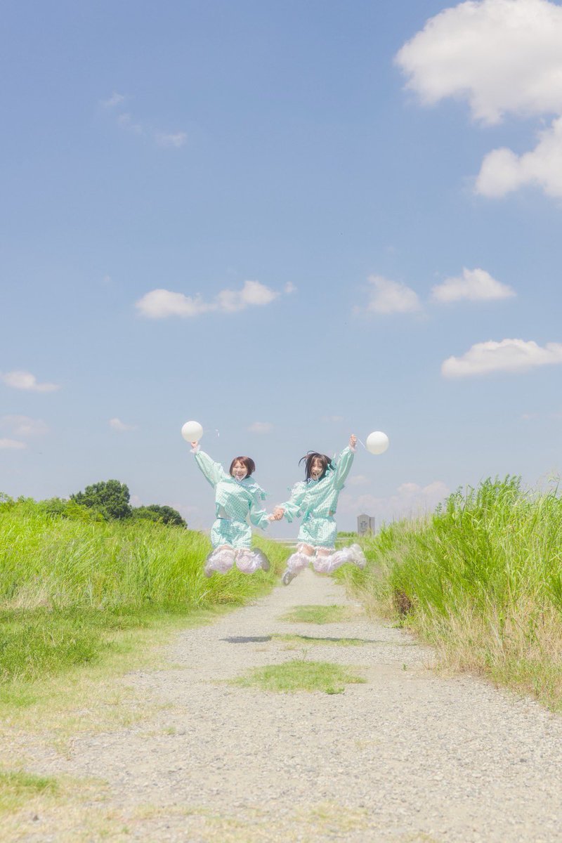 1009_official's tweet image. \\✨1009の日✨//
本日10/9は1009結成の日👭
本日は1009と出会ってくださった全ての方へ愛を込めてLIVEします。
下北沢シェルターで皆様にお会いできることを楽しみにしております!
1009を選んでくれてセンキュー!
🎫t.livepocket.jp/e/1009thankyou
※前売は12時まで販売中!目指せsold out🕊️