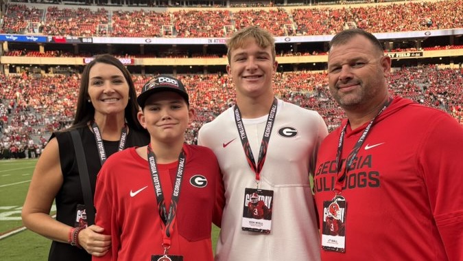 benjaminwolk's tweet image. Georgia is already making an impression on a handful of elite Class of 2028 targets who have been to Athens for at least one game day visit so far this year.

More on Casey Barner, Kweli Fielder, Asa Wall, Jay Schell + Jayden Wade.

🏈 247sports.com/college/georgi…