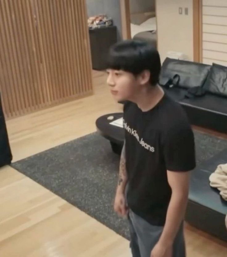 AY MRBLARRRR
10 yildir tweet atmiyorum falan
bu tamamen aclik grevi gibi bir seydi yani basarisiz oldum cok sikildim burda lakirdi yapmaya devam edeyim ayrica bu ays ne zaman geliyor????????