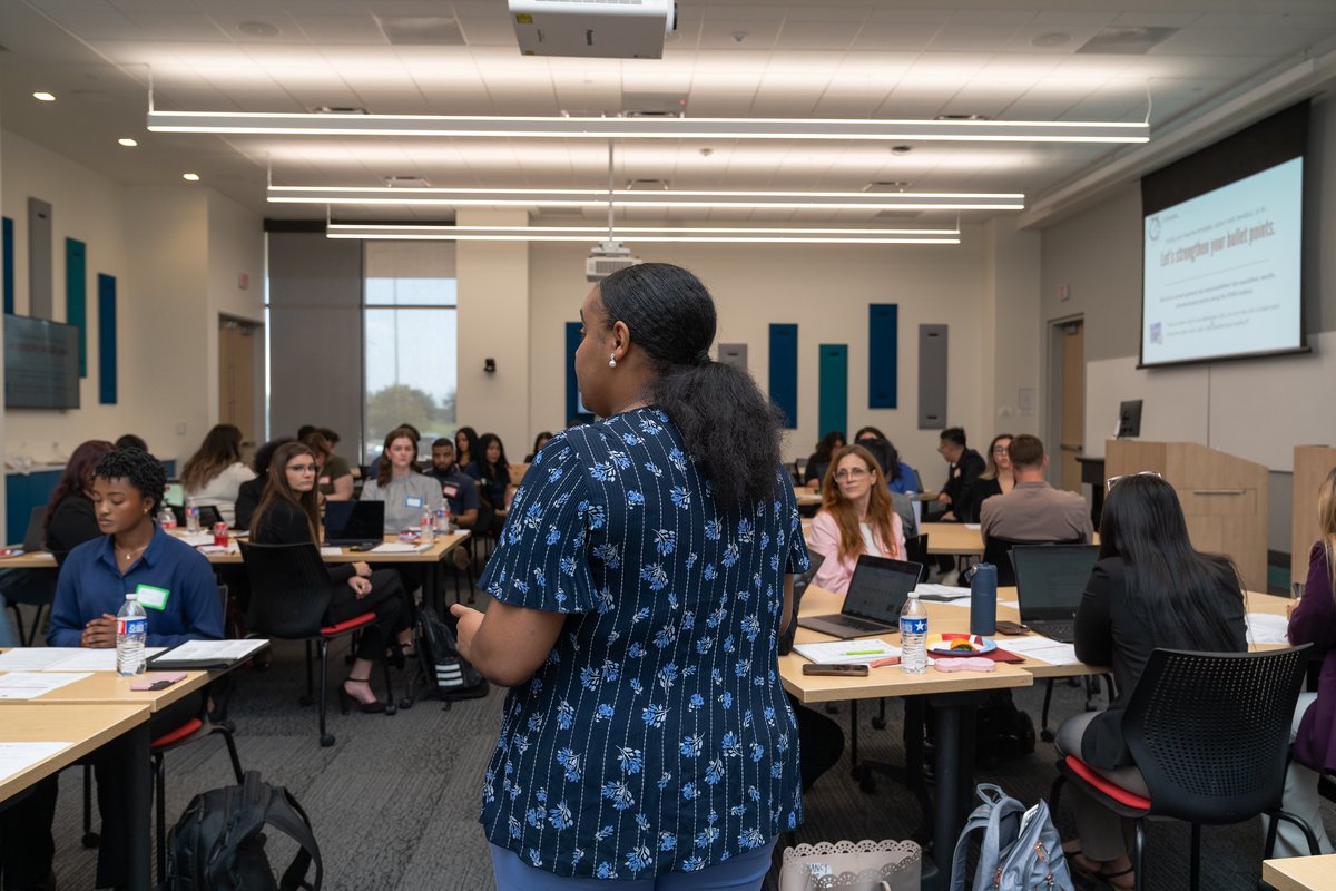 UHEngineering's tweet image. ✅ Thanks for joining us at the 2025 Resume Workshop!
We had a great turnout, and students walked away with valuable insights from HR professionals who shared recruiting tips, answered questions, and offered resume feedback.
📸🔗: flickr.com/photos/cullenc…