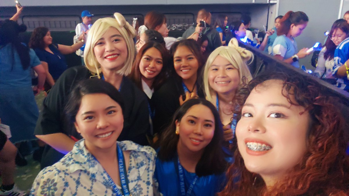 100425 Royalty Standing F with long time ELFriends are one of the reasons that made SS10 so special.

Not in a million years na mag standing tayo but we did it for SJ! IMY lots 💙

<a href="/mrSimpLeeteuk/">mrsimpleeteuk</a> <a href="/Wild_ELF/">ᴋᴀɴɢɪɴ's ᴘᴀɴᴄʀᴇᴀs</a> <a href="/haeminsarang/">제싸민 - will see BTS! 🥹💜</a> <a href="/MrsGaemHyuk/">KyuHyukShie</a> <a href="/clingypanda/">Zaira 🍒</a> <a href="/chariechoixx/">✨️cha will see SHINee on May✨️</a> <a href="/numberWon_woo/">✨전원우 복덩어리✨</a>