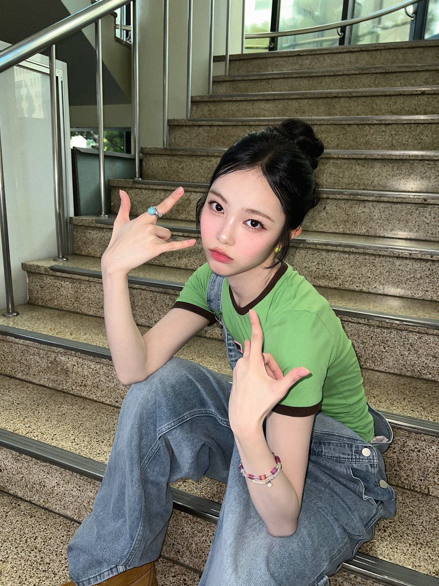 ciwi jametku yg cantik lg ultah fc nya :3