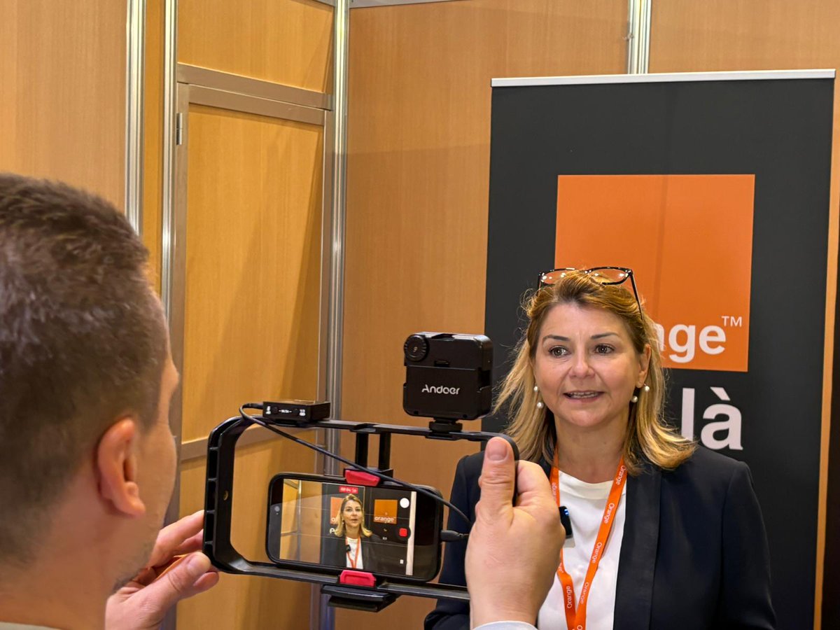 Les équipes <a href="/OrangeIDF/">Orange Île-de-France</a>
 étaient aux Universités des Mairies de l’Ouest Parisien #UMOP.

L'occasion pour notre nouvelle Directrice Régionale, Jeanne Langellier, d'échanger avec les élus <a href="/Les_Yvelines/">Les Yvelines</a> , des <a href="/hautsdeseinefr/">Département des Hauts-de-Seine</a>  et le <a href="/Prefet92/">Préfet des Hauts-de-Seine 🇫🇷🇪🇺</a>