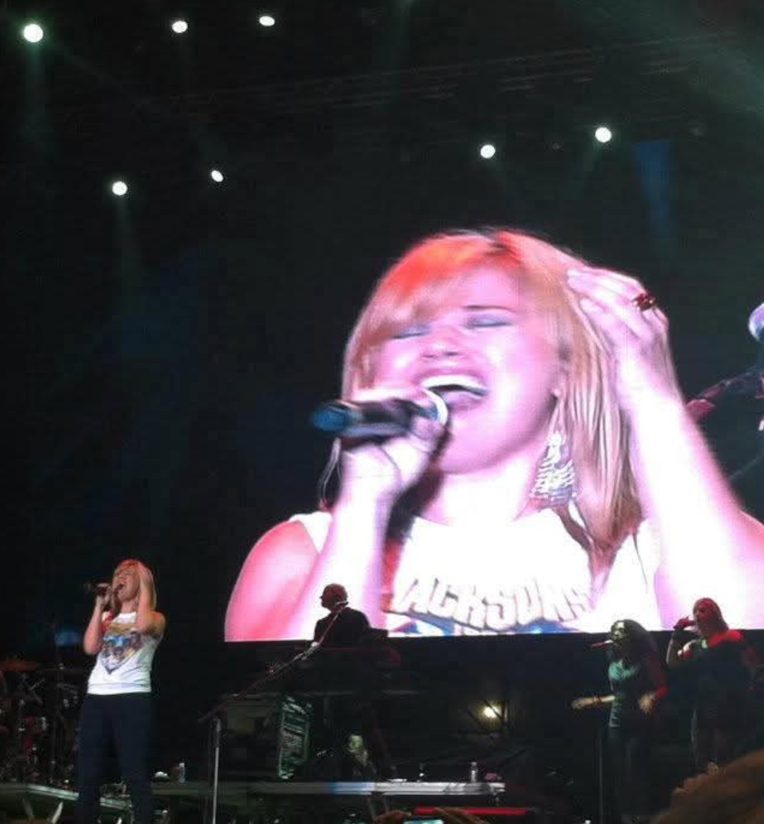 josylima23's tweet image. Eu tive o prazer de assistir o show Dela  no Festival Music de 2012 
Pensa em show ao vivo perfeito 🥰