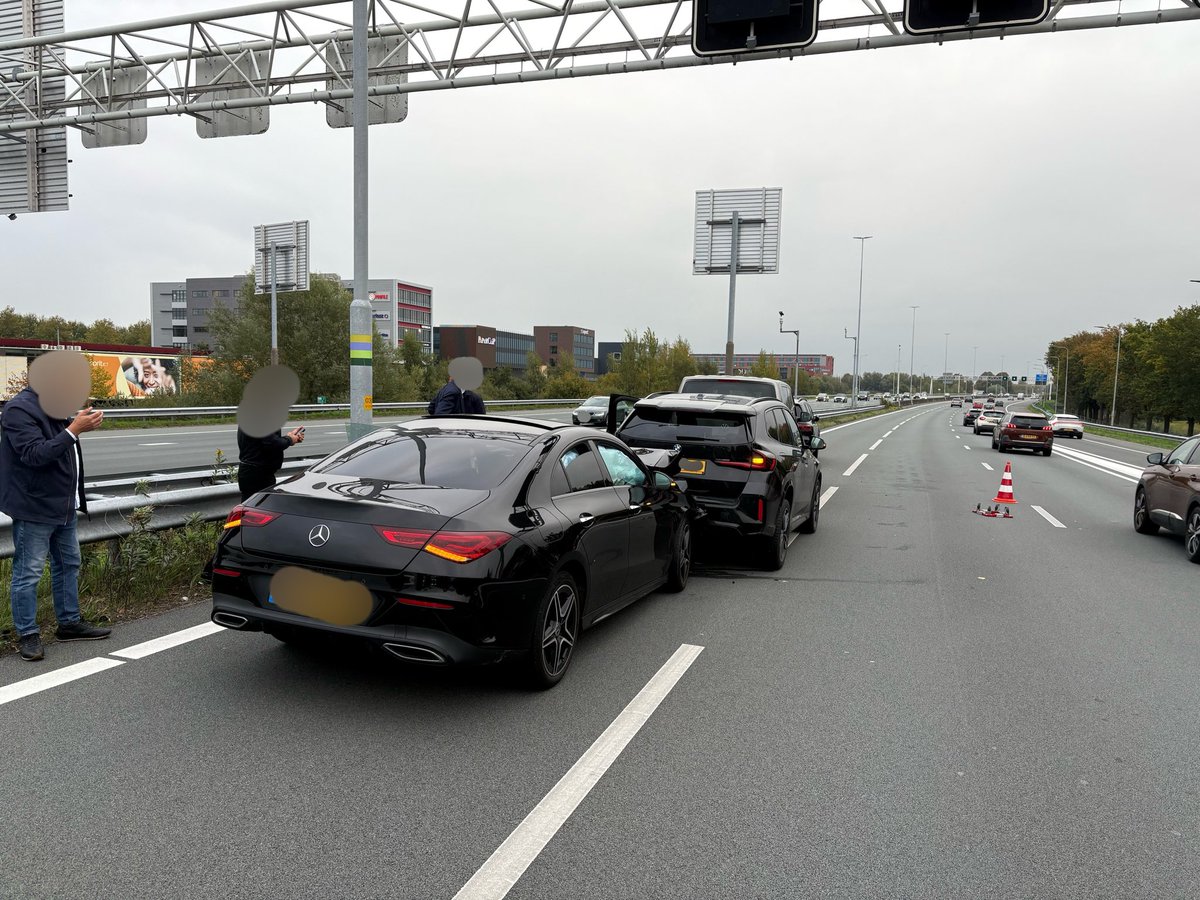 Ongeval met vier auto's op A12 richting Veenendaal