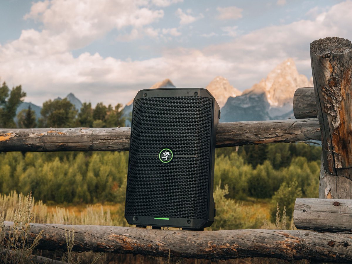 ImportMusica's tweet image. Mackie Thrash212 GO
Altavoz a batería de 300 vatios con woofer de 12"
Controlador de compresión de titanio de 1"
Compatibilidad Bluetooth
Batería Recargable
importmusica.com/sonido-ambient…