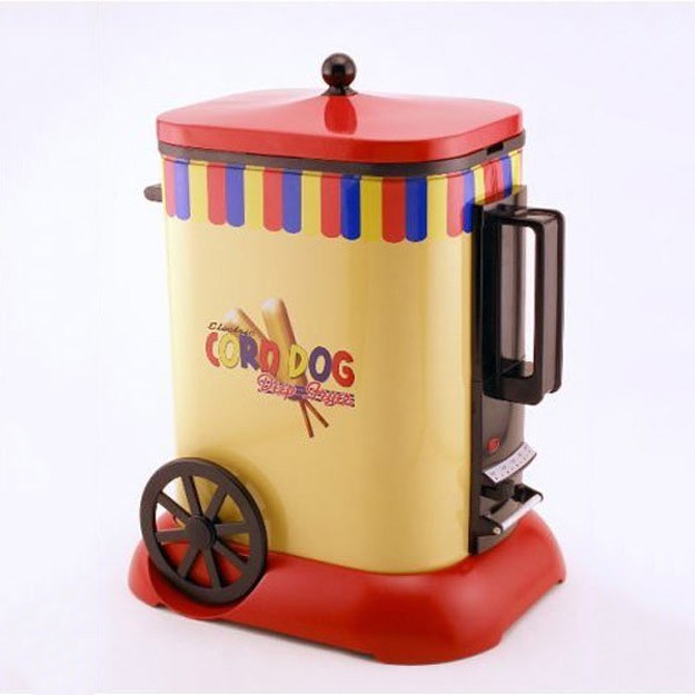 UnicunShop's tweet photo. Craving that crispy, carnival corn dog taste? 🌽🌭 Our Corn Dog Deep Fryer lets you make perfect golden goodness at home! Fry up batches of hot dogs & other treats! #corndogs #deepfryer #foodie https://t.co/zD5m8D4wbs https://t.co/Il4WLq0R72