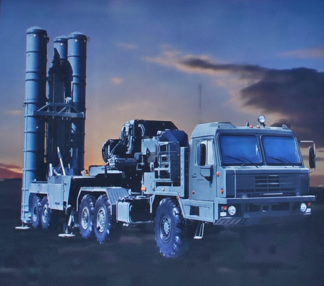 NewsIADN's tweet image. Reports : #MoD officials to meet Russian counterparts this week to consider either joint manufacturing or outright purchase of 5 additional S-400 SAMs.

3 could be purchased outright and the remaining 2 could be built by Indian private sector companies.