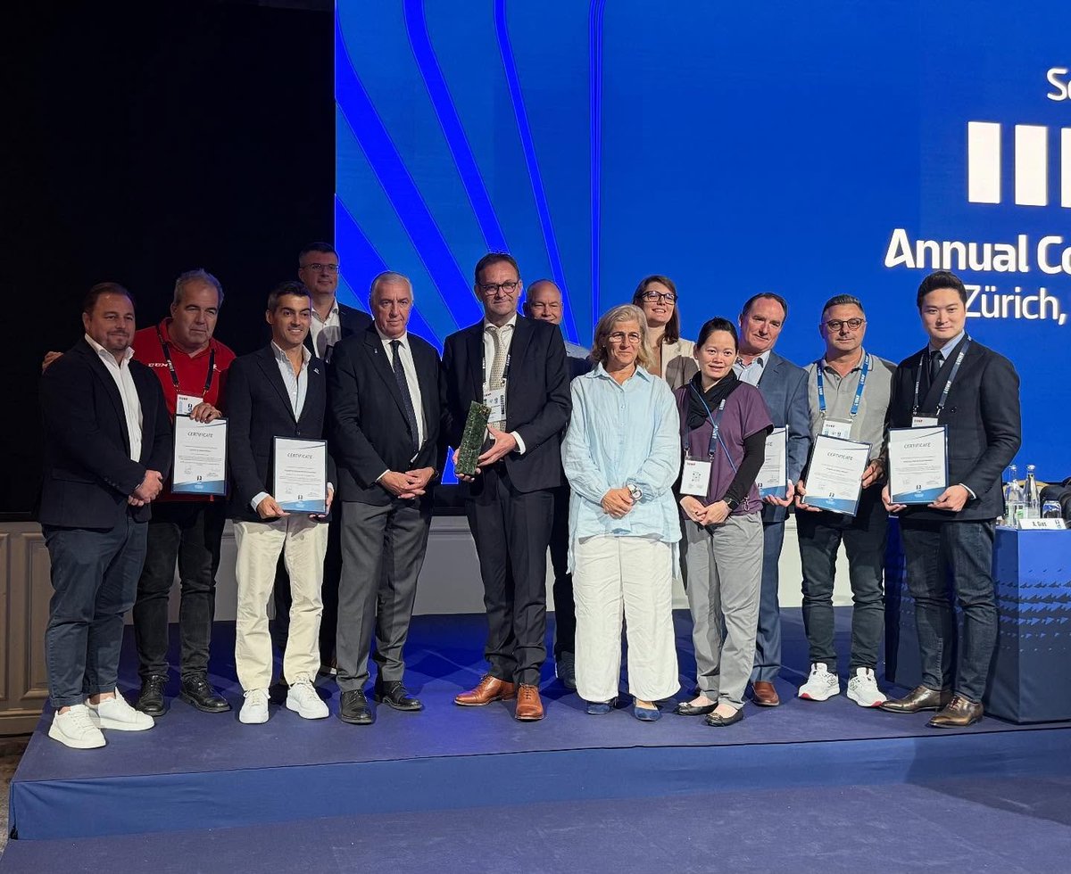 fdiportugal's tweet photo. O projeto Serra da Estrela Ice Arena, desenvolvido pela FDI Portugal, foi distinguido com o 3.º lugar do “IIHF Sustainability Award”, durante o Congresso Semianual da IIHF, em Nice
Lê mais sobre essa distinção aqui: https://t.co/mIwl0Gpnct https://t.co/zKyfpBxXAk