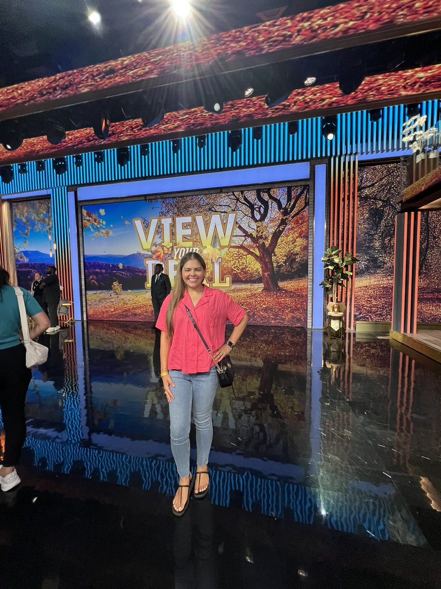 Becca tweet media