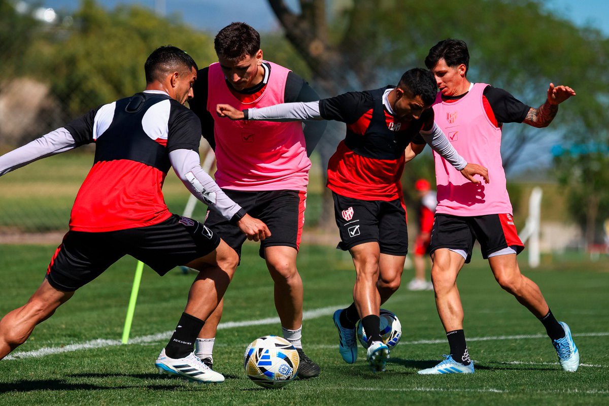 InstitutoACC's tweet photo. Mitad de semana 💪🏻🇦🇹

🔜 Atlético Tucumán. 

#VamosGloria 🔴⚪️ https://t.co/qXFk2SHgnK