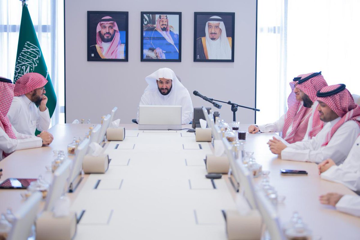 وزير العدل د. وليد الصمعاني يدشن برنامج الدبلوم العالي للقانون المدني، لتعزيز الجودة القانونية في الأحكام المدنية.